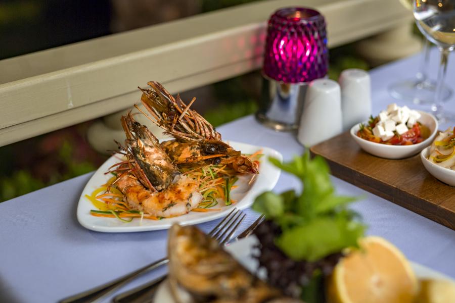 Royal Holiday Palace