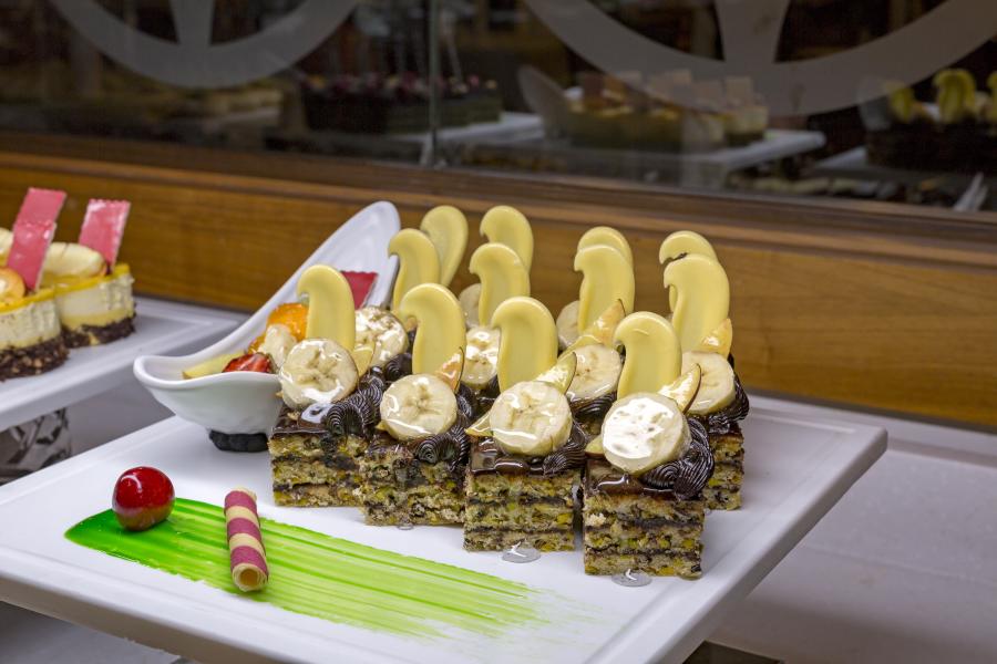 Royal Holiday Palace