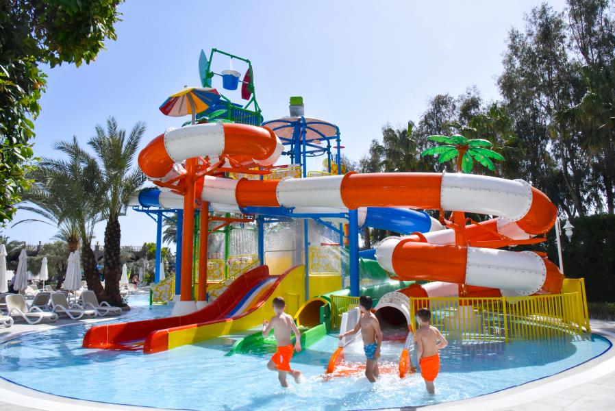 Royal Holiday Palace