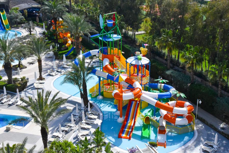 Royal Holiday Palace