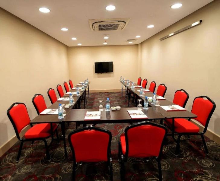 Ramada Encore by Wyndham İzmir