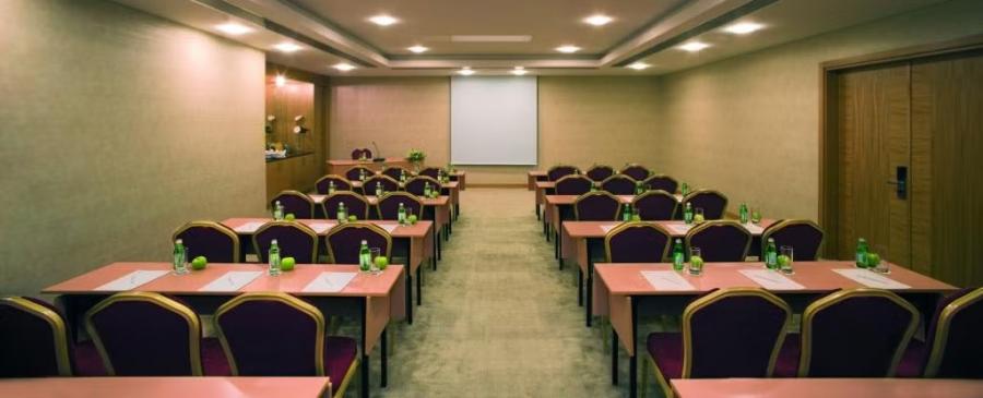 Mövenpick Hotel İzmir