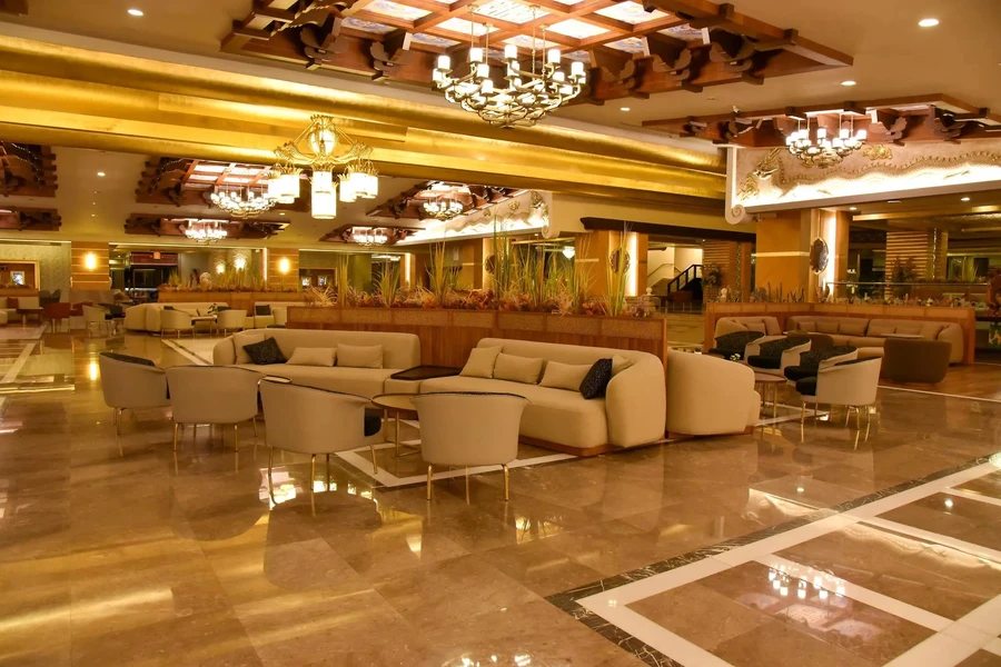 Royal Dragon Hotel