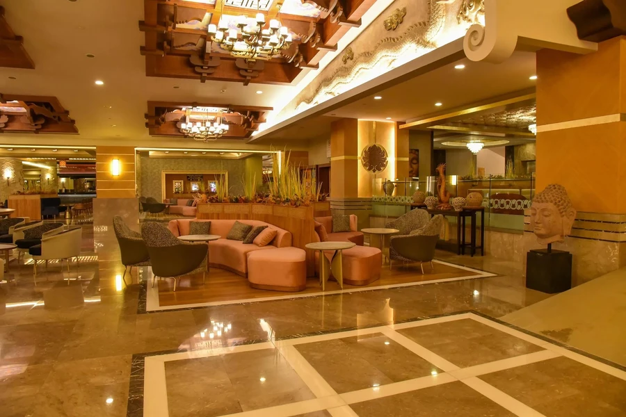 Royal Dragon Hotel