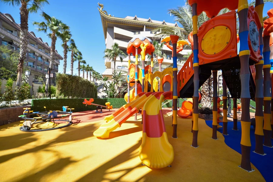 Royal Dragon Hotel
