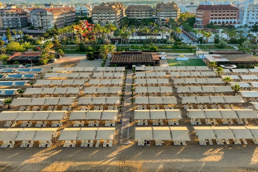 Royal Dragon Hotel