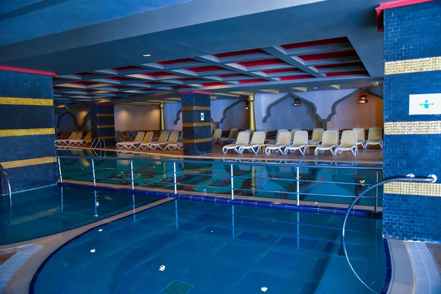 Royal Dragon Hotel