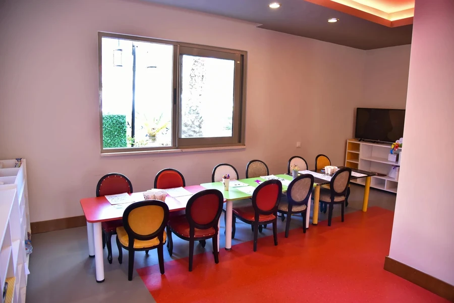 Royal Dragon Hotel
