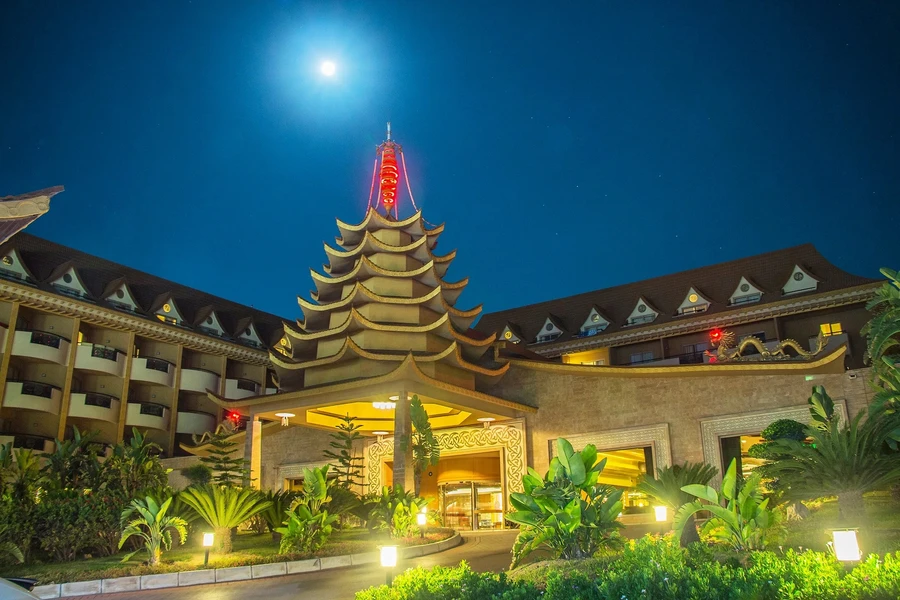 Royal Dragon Hotel