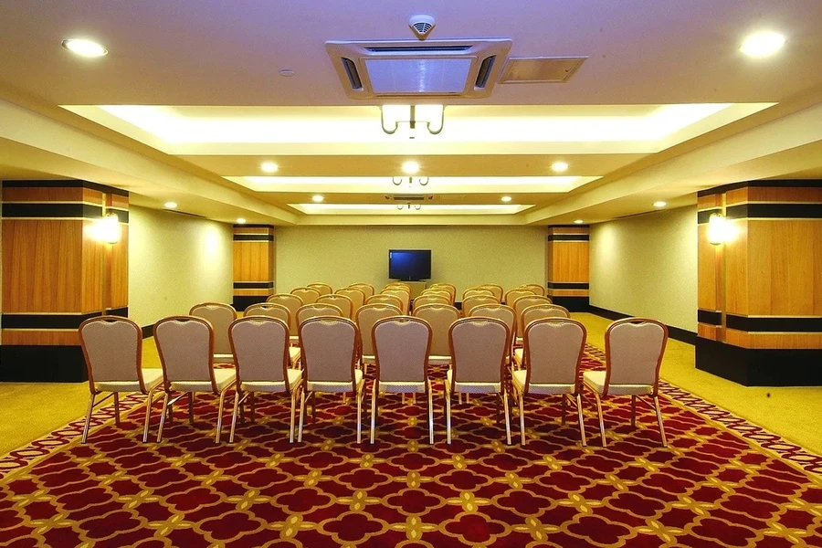 Royal Dragon Hotel