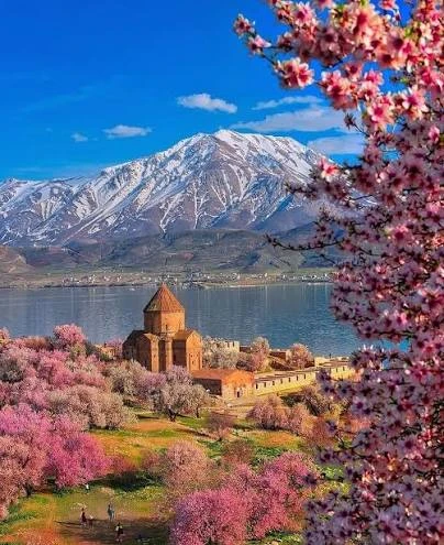 VAN – DOĞU BEYAZIT – NAHÇIVAN – TUNCELİ TURU