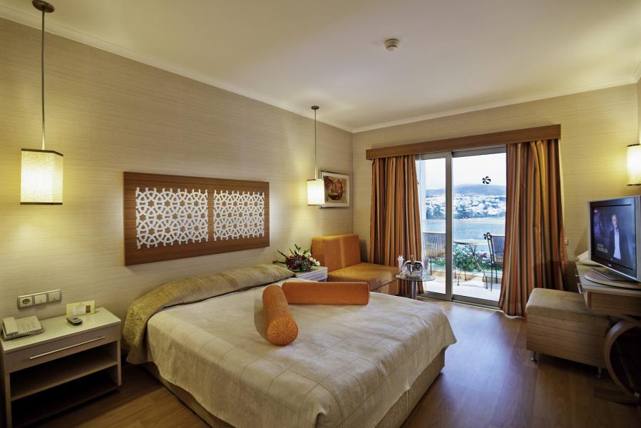 Royal Asarlik Beach Hotel & Spa  | 3 Gece Konaklamalı