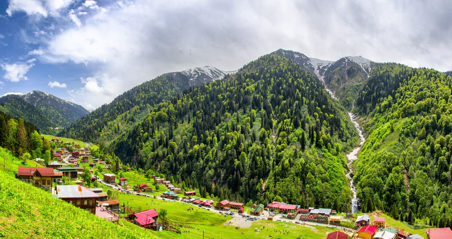 Rize Gezilecek Yerler: Tarihi, Kültürü ve Doğal Güzellikleriyle Karadeniz’in Yeşil Cenneti