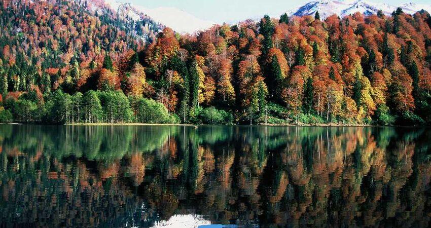 DOĞANIN KALBİNE YOLCULUK: KARADENİZ & BATUM TURU | 5 GECE | İZMİR ÇIKIŞLI