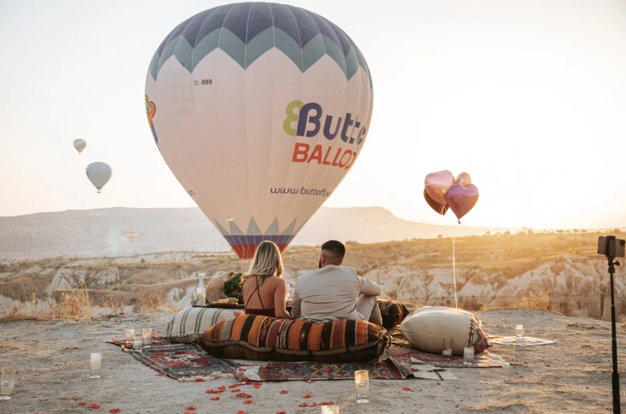 BALON FESTİVALİNE ÖZEL KONAKLAMALI KAPADOKYA TURU | İZMİR ÇIKIŞLI
