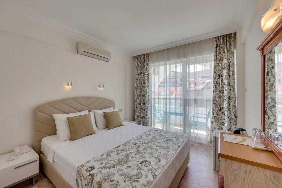 BODRUM MARMARİS DATÇA AKYAKA PAMUKKALE TURU 3 Gece 4 Gün