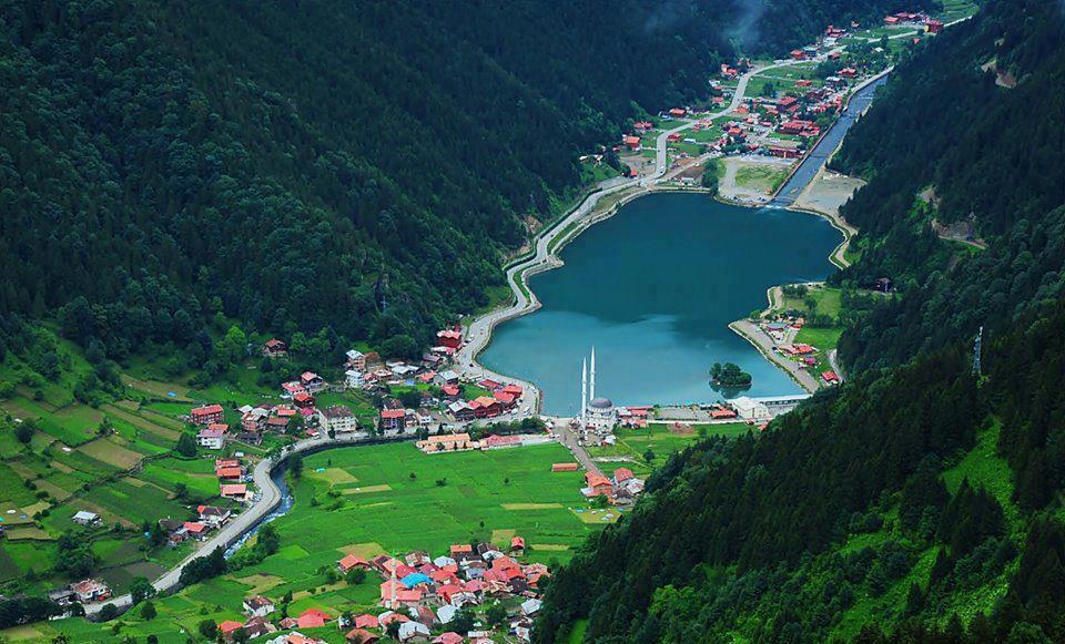 UÇAKLI KARADENİZ TURU 3 GECE 4 GÜN 