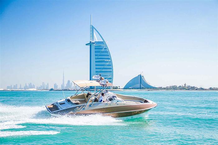 Bir Dubai Masalı Turu Dubai Şehir Turu ve Abra Geçişi Dahil