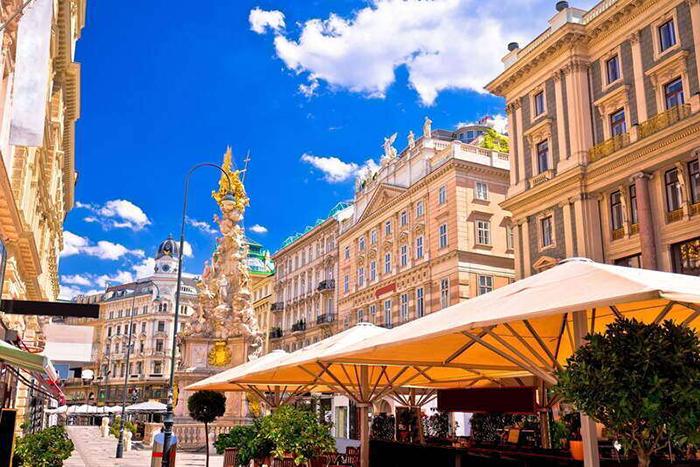 5 Ülke İle Mega Orta Avrupa Turu Pegasus Havayolları İle 7 Gece