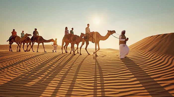 Emirliklerin Keşfi  Abu Dhabı’den Dubaı’e Abu Dhabı Dubai  Ajman-Sharjah Şehir Turları Dahil