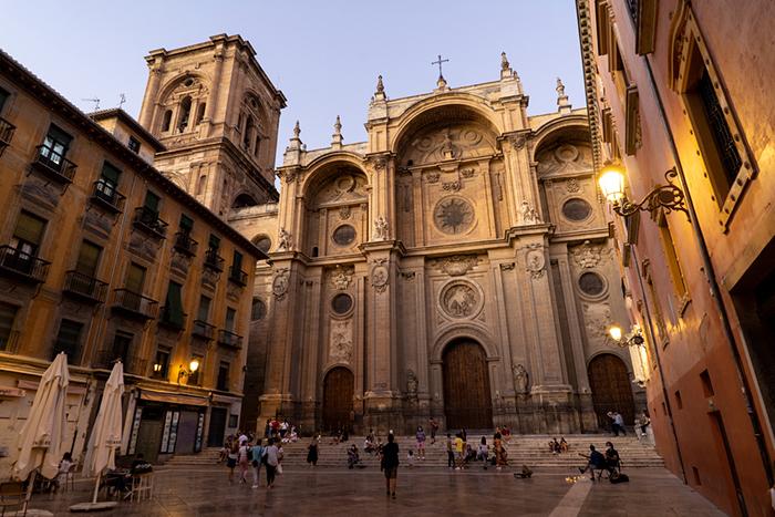 Malaga & Sevilla & Cordoba & Granada Turu