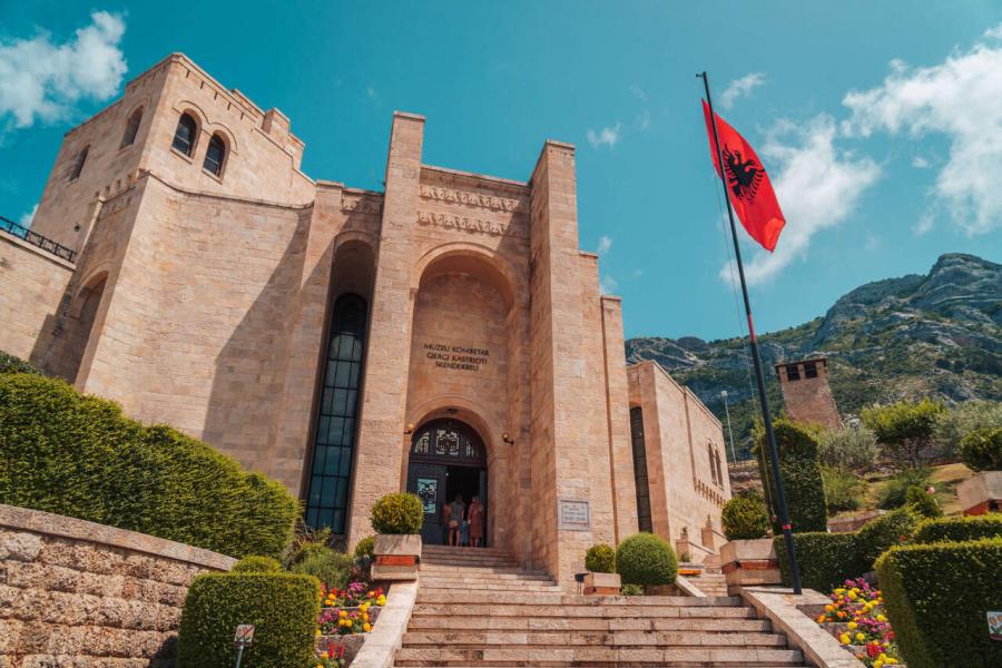 Yılbaşı  Balkan Üçlüsü Turu  Vizesiz Air Albania İle