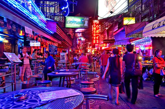 Emirates Hava Yolları ile Elegant Phuket & Bangkok Turu