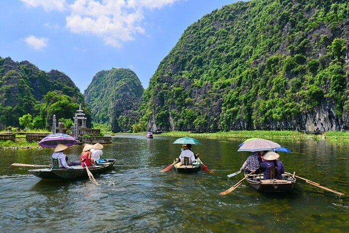 Görkemli Tropik Asya İkilisi: Vietnam & Kamboçya İlkbahar Dönemi