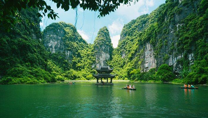 Görkemli Tropik Asya İkilisi: Vietnam & Kamboçya İlkbahar Dönemi