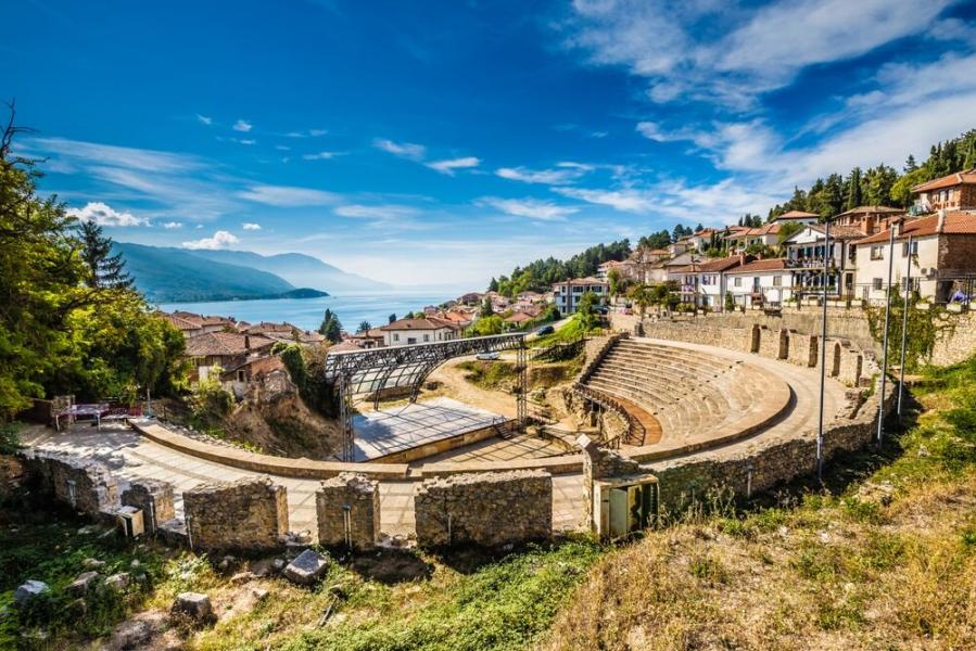 İzmir Hareketli SunExpress Hava Yolları ile Büyük Balkan 6 Ülke Turu