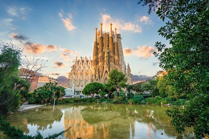 Pegasus Hava Yolları ile Klasik Barcelona Turu
