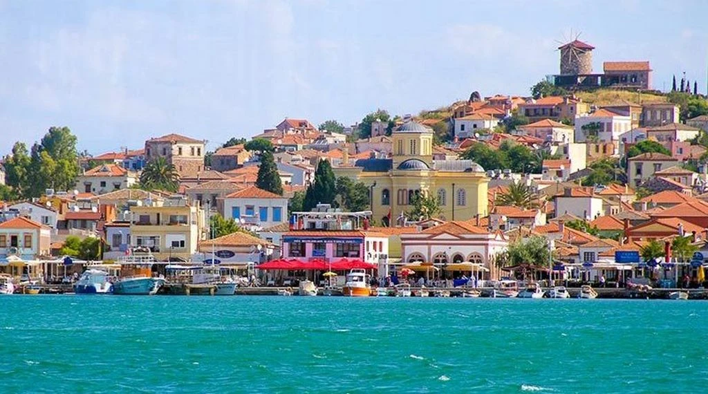 Kuşadası Çeşme Ayvalık Turu / 2 Gece Otel Konaklamalı