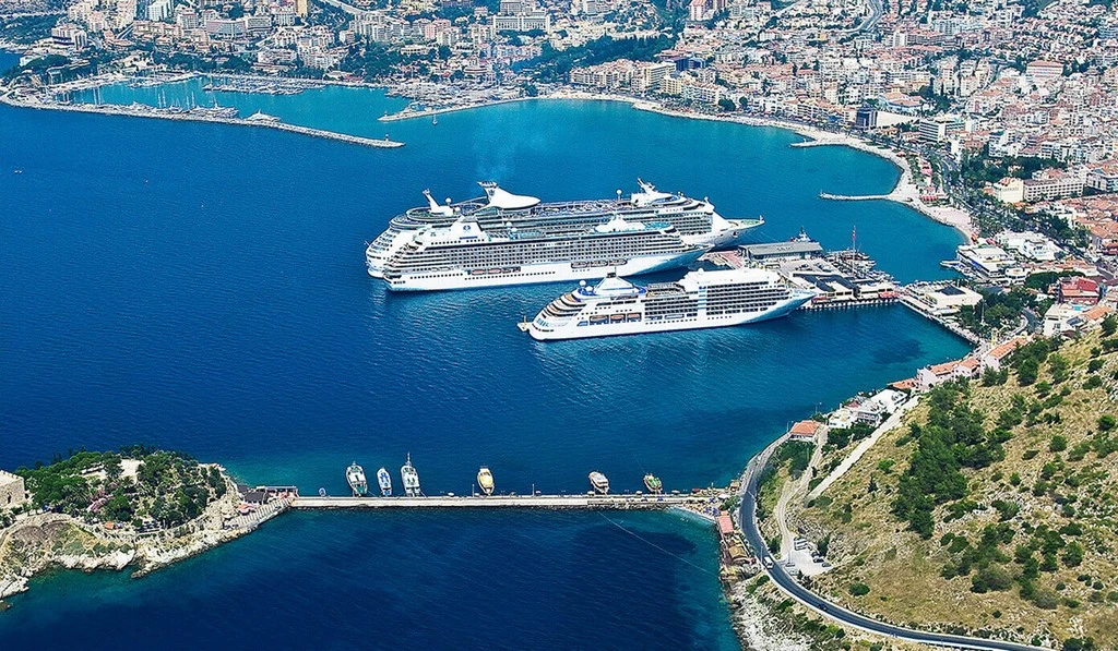 Kuşadası Çeşme Ayvalık Turu / 2 Gece Otel Konaklamalı