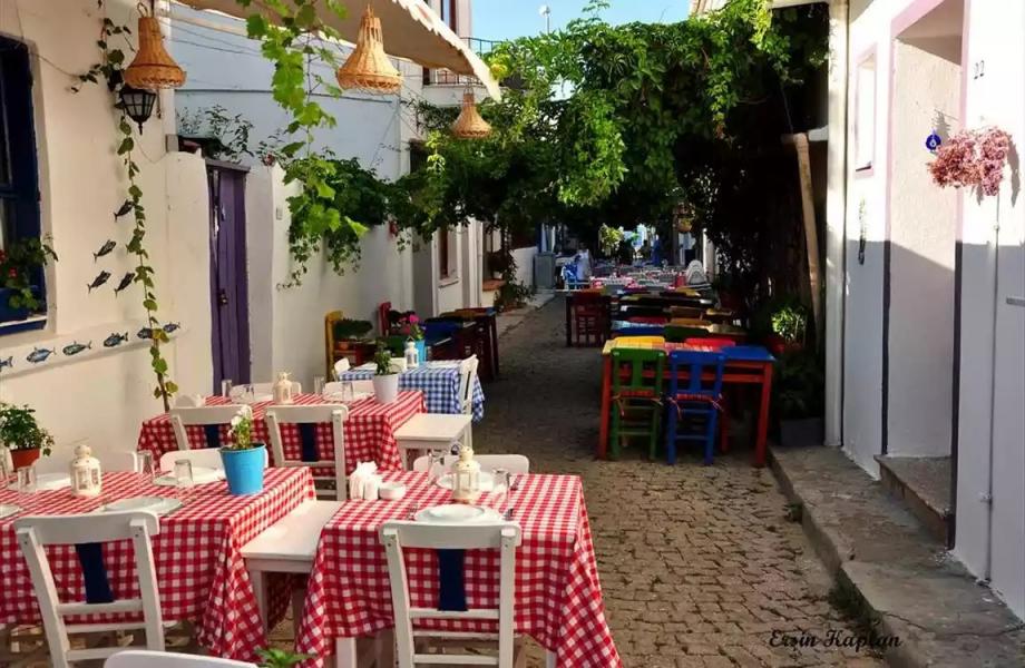 Çanakkale Şehitlik ve Bozcaada Turu 1 Gece Konaklama