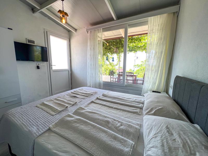 Neşe Pansiyon - Bodrum, Mazı